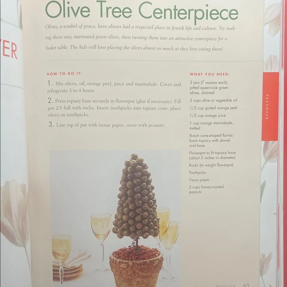 Betty Crocker Celebrate! Cookbook for the Holidays. Like new hardcover